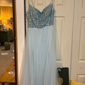 blue prom dress